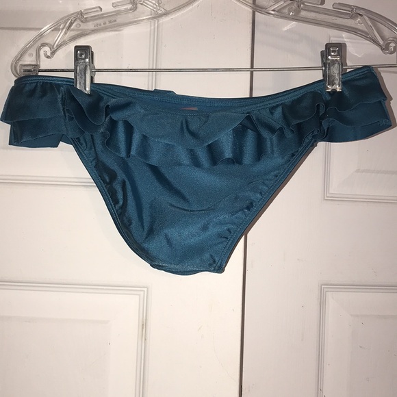 NWT Women’s Roxy Bikini Bottoms - Picture 3 of 5